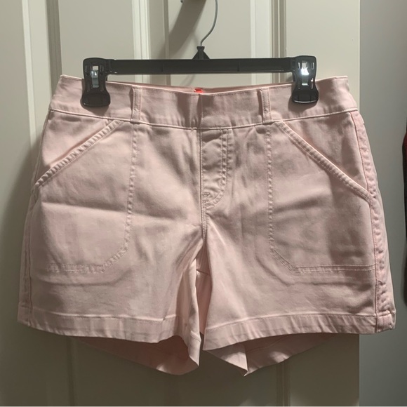 Spanx Stretch Twill Shorts- 4”-Ice Pink - Picture 4 of 8